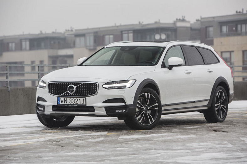 Volvo V90 Cross Country T6 - kombi krajoznawcze