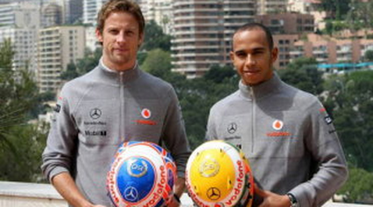 Button és Hamilton F1-es ékszert kapott