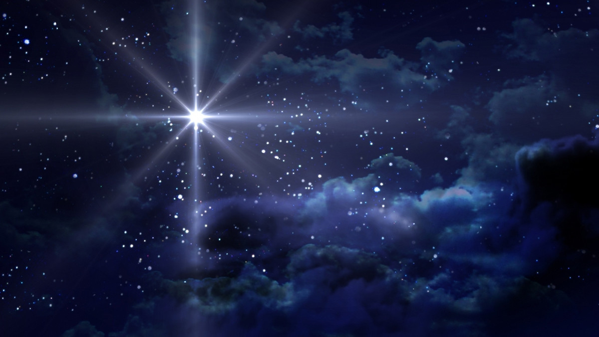 Dziś zobaczymy spadające gwiazdy. Noc między 13 a 14 grudnia to idealna pora do obserwacji meteorów z roju Geminidów. Te, które zostaną przyciągnięte przez Ziemię, będzie można zaobserwować dziś na niebie. W nocy spadających gwiazd może być ok. 100. Jak oglądać Geminidy 2017, czyli zjawisko, o którym dziś przypomina Facebook?