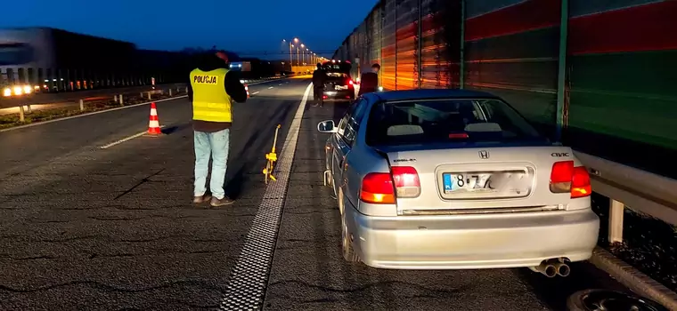 Zmieniał przebite koło na ekspresówce. Do domu już nie wrócił