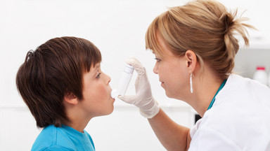 Astma oskrzelowa – przyczyny powstawania, objawy, leczenie