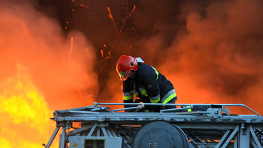 Pożar domu w Smardzewicach. Nie żyje mężczyzna