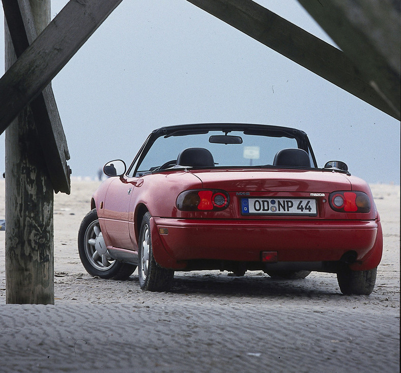 Mazda MX-5 - Auto małe, lekkie, fajne i bez dachu