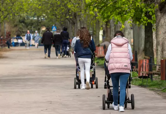 FOMO a rodzicielstwo. "Może odgrywać dużą rolę"