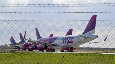 Wizz Air zamyka wszystkie bazy w Polsce do maja