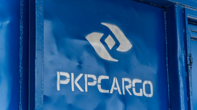 "Polityczna ośmiornica" w PKP Cargo. Tak politycy PiS załatwiają intratne stanowiska dla rodziny