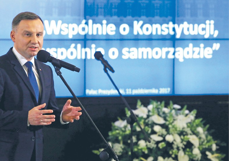 Andrzej Duda, pytając o zakres zmian w ustawie zasadniczej, bada, czy jest szansa na wzmocnienie głowy państwa