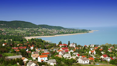 Atrakcje Węgier: Balaton i Hévíz. Plaże, zdrowie i kuchnia