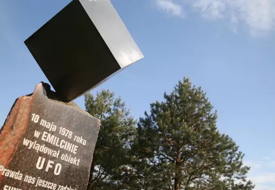 W Polsce mamy pomnik UFO. Co stało się w Emilcinie?