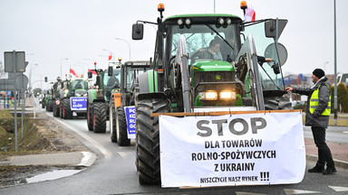 Konflikt o ukraińskie zboże wchodzi w kolejny etap. Wyjaśniamy, o co w nim chodzi