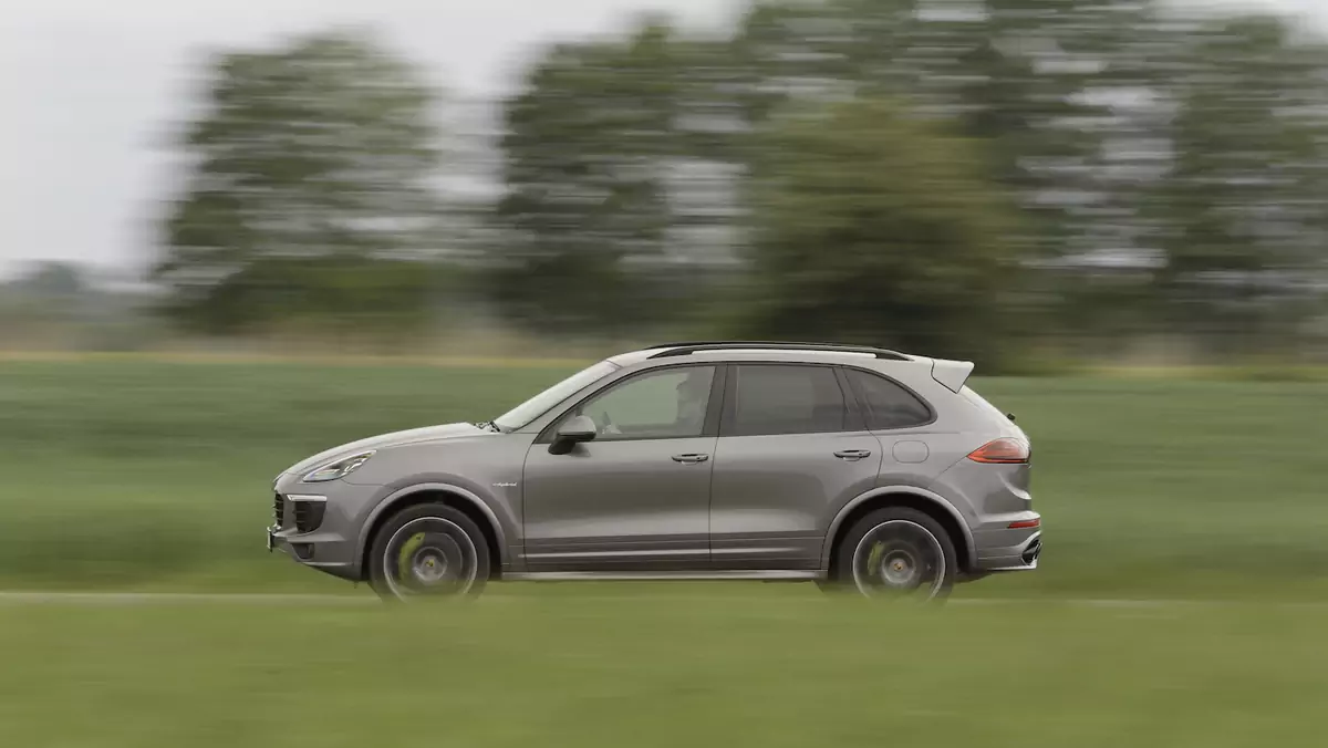 Porsche-Cayenne-Hybrid