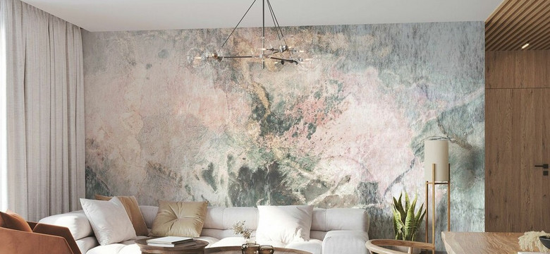 Taka ściana przykuje wzrok – mural na ścianie w salonie to sposób na finezyjną dekorację