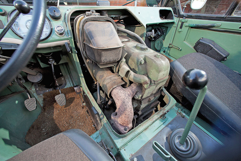 Mercedes Unimog 406 - gdzie diabeł nie może, tam...