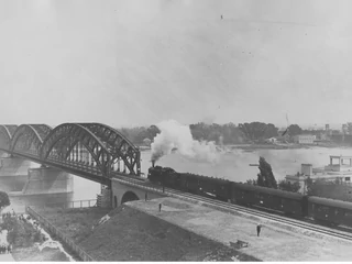 Most średnicowy w Warszawie w 1933 r.