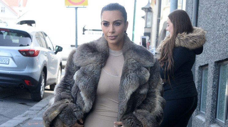 Kim Kardashian teljesen bepánikolt, mert azt hitte, hogy terhes/ Fotó: Northfoto