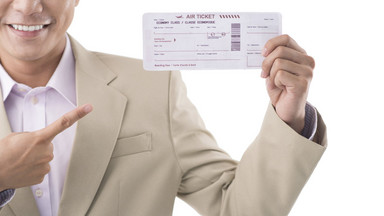 5 porad, jak kupić tani bilet lotniczy - krótki przewodnik dla chcących podróżować za grosze