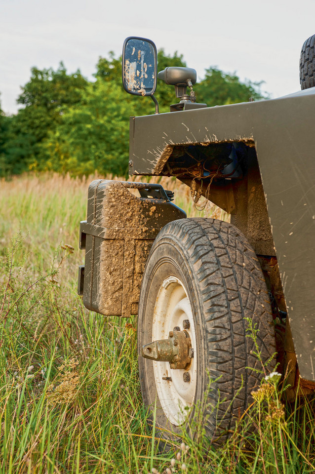 Land Rover Santana Militar - kopia lepsza od oryginału