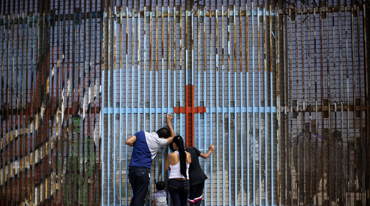 Családokat mészárolnak le a drogkartellek Mexikóban / Illusztráció: AFP