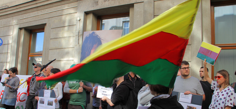 "Solidarność naszą bronią". W Polsce protestowano przeciw tureckiej inwazji na północną Syrię