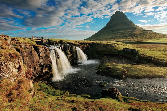 15. Islandia