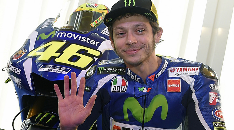 Valentino Rossi még két évig biztosan versenyez /Fotó: AFP