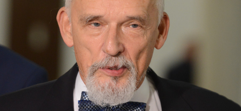 Janusz Korwin-Mikke prawomocnie skazany na grzywnę za spoliczkowanie Michała Boniego