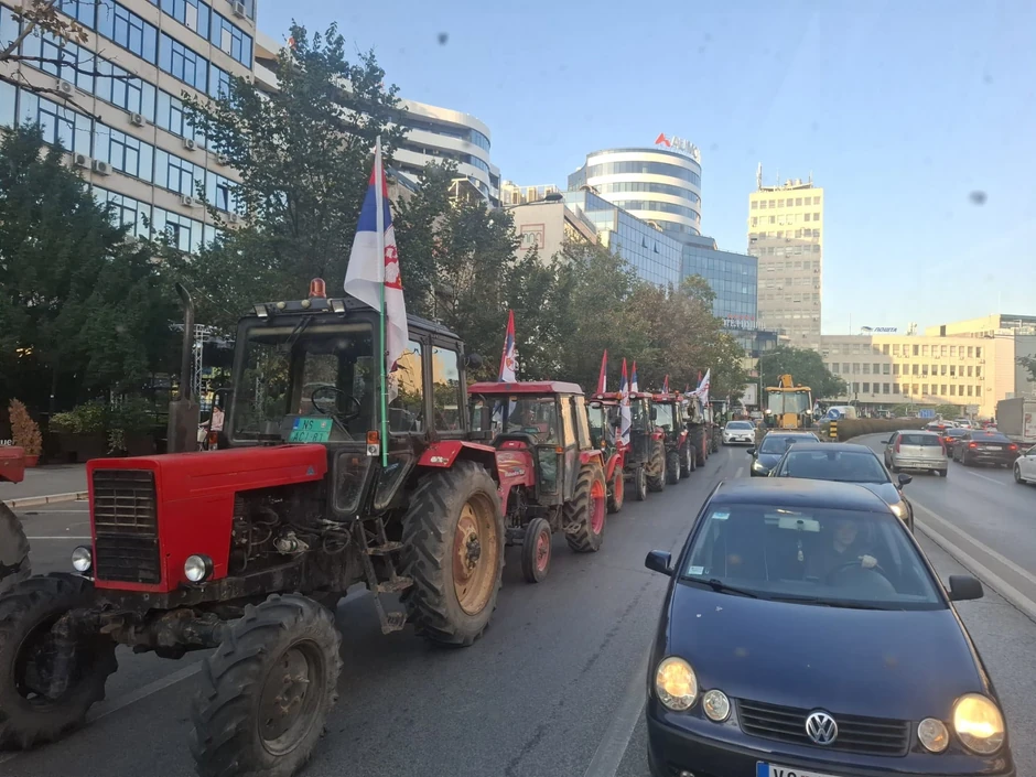 Traktori u Novom Sadu