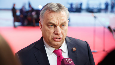 Politico: Protesty na Węgrzech narastają, a Orbán nasila represje