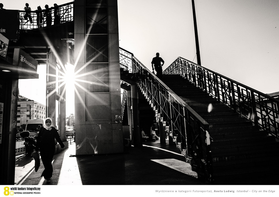 Najlepsze zdjęcia National Geographic 2012 - Istanbul - City on the Edge - Aneta Ludwig