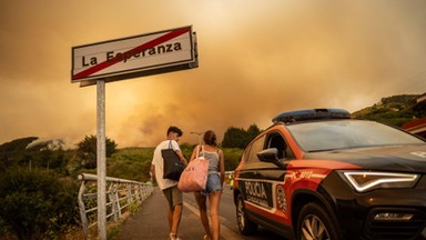 Teneryfa w ogniu. "Nie wdzieliśmy tu takiego pożaru" [ZDJĘCIA, WIDEO]