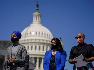 Ilhan Omar, Rashida Tlaib i Ayanna Pressley Kapitol, Waszyngton 11.03.2021. Od roku 1789 w Kongresie USA zasiadało 12 tys. 019 panów i tylko 396 pań