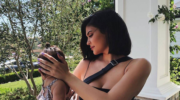 Kylie Jenner és kislánya, Stormi /Fotó: Instagram