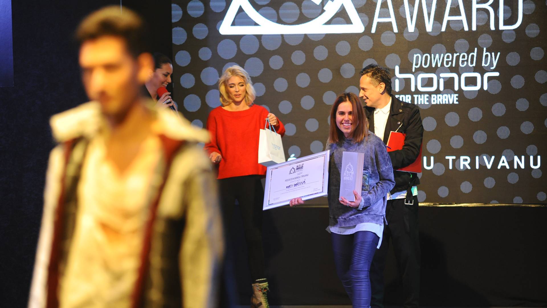 Kako smo digli buku o važnim stvarima na trećem NOIZZ Fashion Award-u