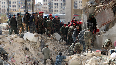 "Bezduszny atak". Syryjski reżim wykorzystał trzęsienie ziemi do bombardowania