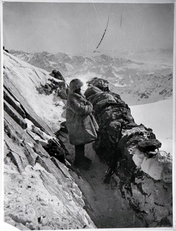 Włoscy żołnierze podczas "Białej Wojny" w Alpach