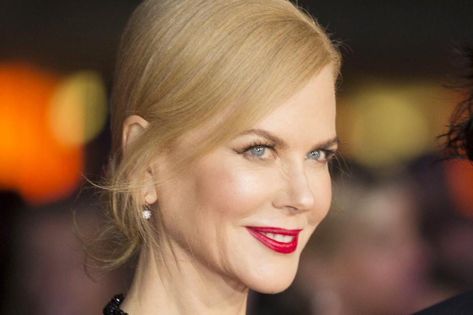 Nem kímélte a szél, Nicole Kidman nagyot villantott