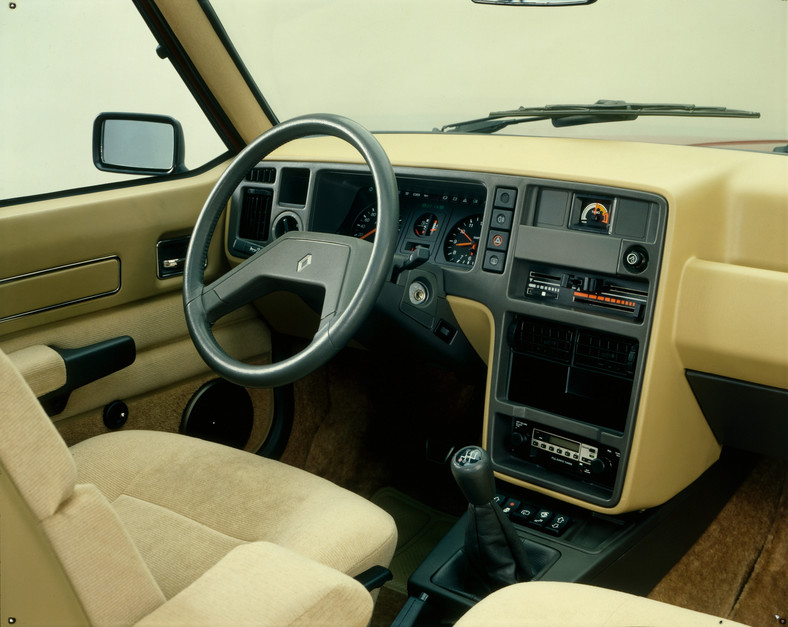 Renault R30 TurboD 1981 r (1) fot. materiały prasowe Renault Polska