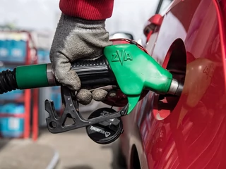 Kierowcy powinni się przygotować na podwyżki cen paliw na stacjach w Polsce
