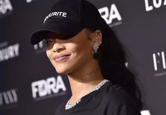 Myślisz, że Rihanna jest tylko pop gwiazdą? Właśnie dostała nagrodę Harvardu za humanitarność