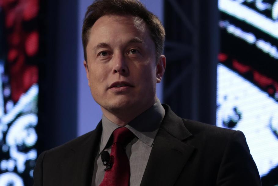 Elon Musk at the Austomotive News World Congress