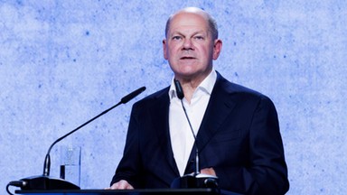 Dlaczego Olaf Scholz zmienił podejście do Polski? Niemieccy publicyści wskazują przyczyny