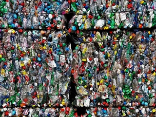 Nielegalne odpady odesłano z dziewięciu lokalizacji w Polsce