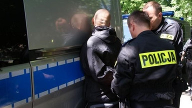 Kraków: policja udaremniła bójkę pseudokibiców