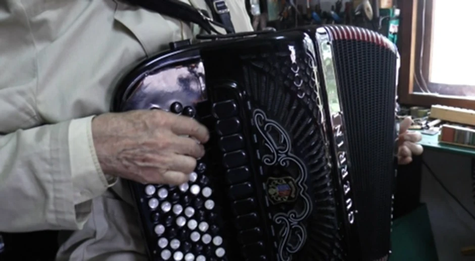 Miodrag Bajić, majstor za harmonike