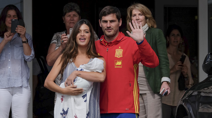 Casillas feleesége hétfőn távozhatott a kórházból a kisfiúval /Fotó: AFP