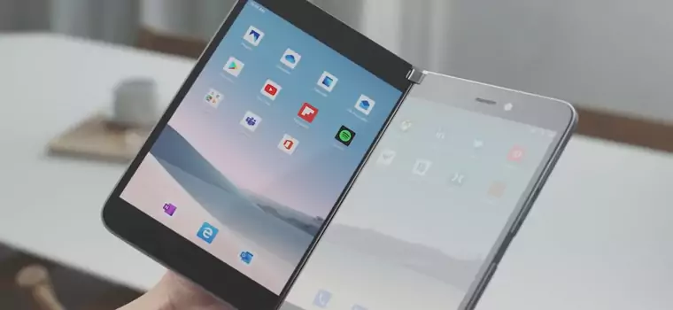 Surface Duo rozebrany na części przez iFixit. Co ma w środku?