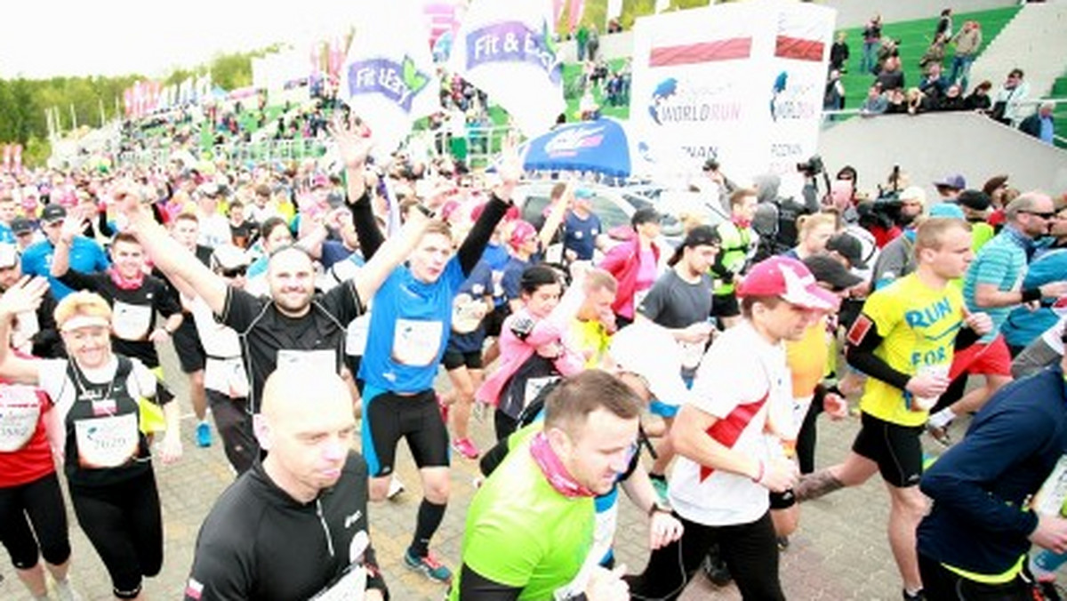 Bartosz Olszewski (Warszawiaky) oraz Dominika Stelmach (Entre.pl Team Warszawa) wygrali w Poznaniu drugą edycję biegu charytatywnego "Wings For Life World Run". W zawodach wzięli udział znani sportowcy, a uczestników dopingował m.in. Adam Małysz.