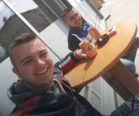 Ognjen Čerek sa prijateljom