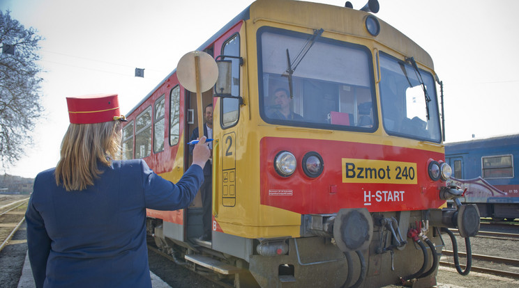 A vasutas figyelmetlen volt, egy érkező vonattal szemben indított el egy szerelvényt (Képünk illusztráció!) /Fotó: MTI/Rosta Tibor