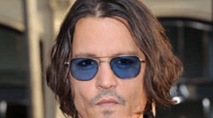 Ló mentette meg Depp életét